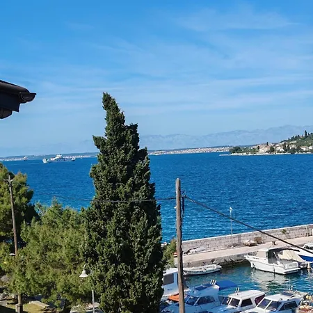 Sunny アパート *